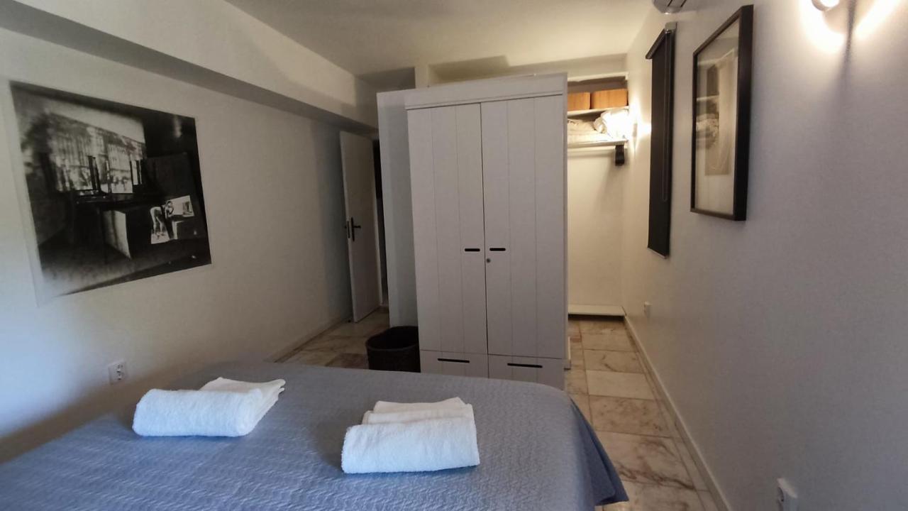 Апартаменты 01 Sra Da Rocha Com Piscina E Ac - Casas & Papeis Армасан-де-Пера Экстерьер фото