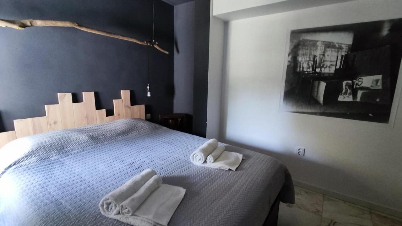Апартаменты 01 Sra Da Rocha Com Piscina E Ac - Casas & Papeis Армасан-де-Пера Экстерьер фото